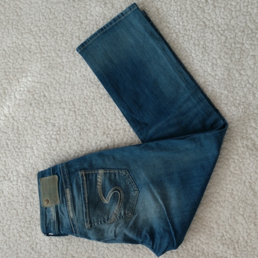 Silver Suki Super Stretch Capris Size 29